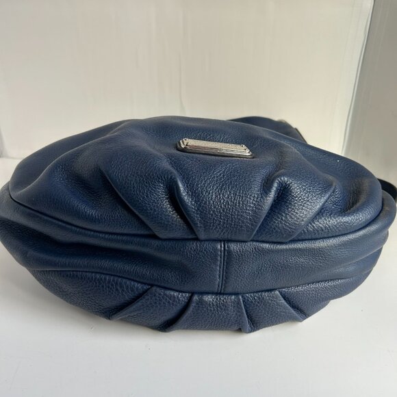 Chic Navy Hobo Bag - Picture 6 of 15